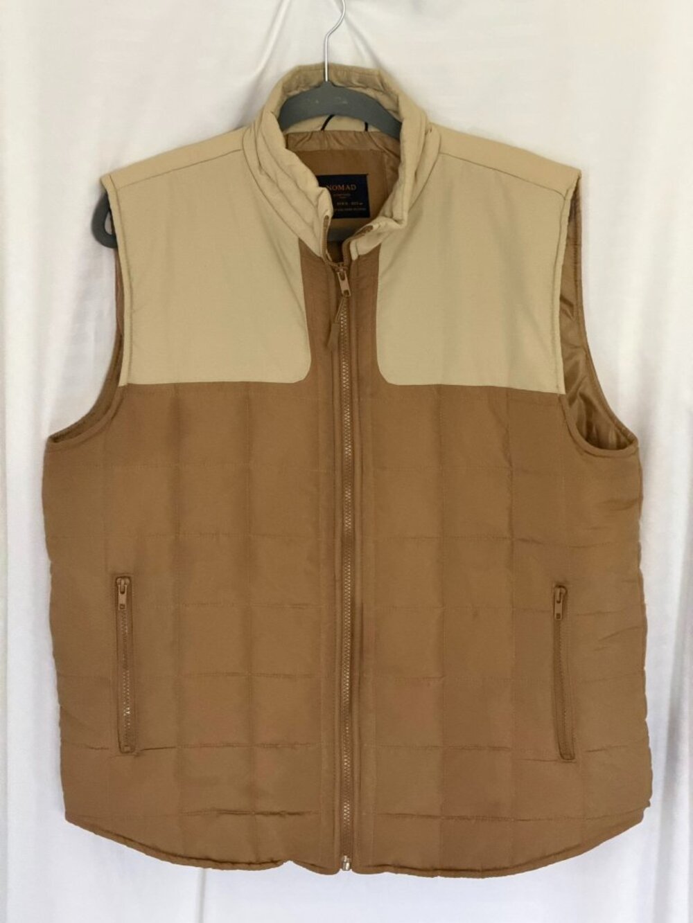 Nomad by Craft + Flow Men's Josiah Padded Colorblock Vest Tan Cream Medium